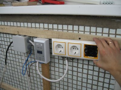 Ремонтируем электропитание на балконе